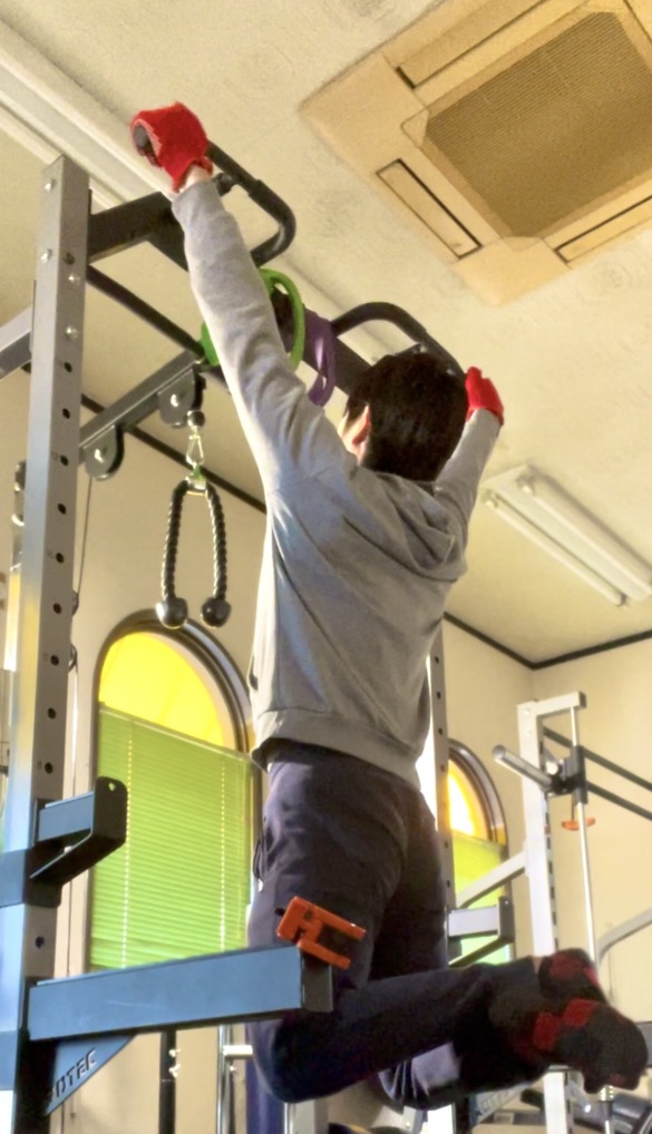 懸垂 スタート位置