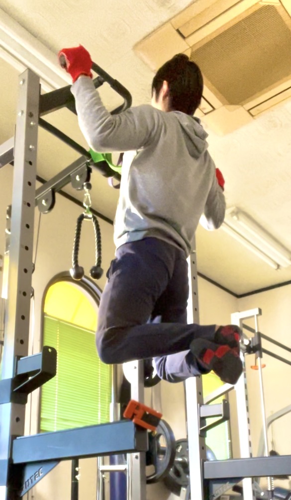 懸垂 引き上げ位置