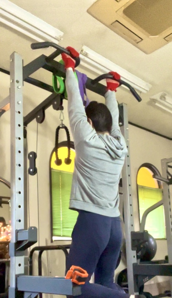 逆手懸垂 スタート