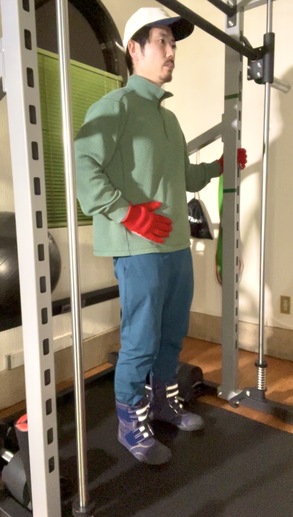 シシースクワット スタートポジション